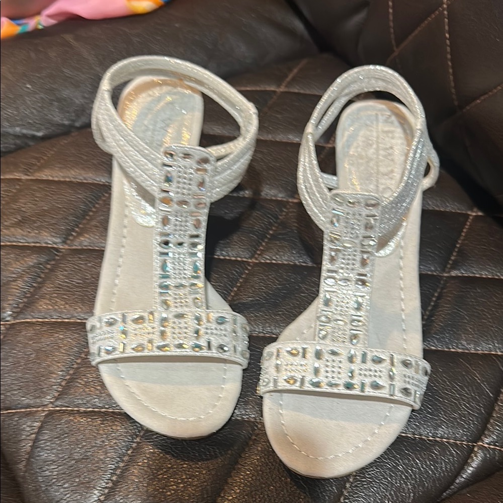 New York Transit Silver Wedge Sandals with Rhinestone Embellishments